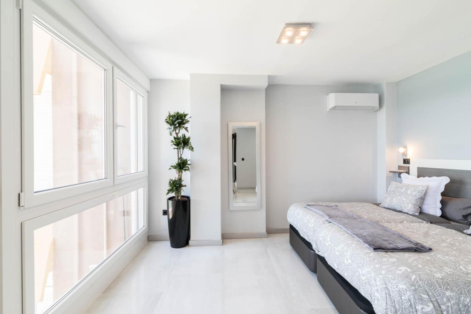Deluxe Supreme Apartment Malaga Exterior photo